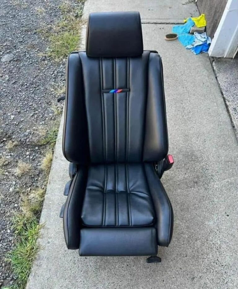 BMW E30 Front Sport Seats – 100% Original Leather - BMW Auto Spare